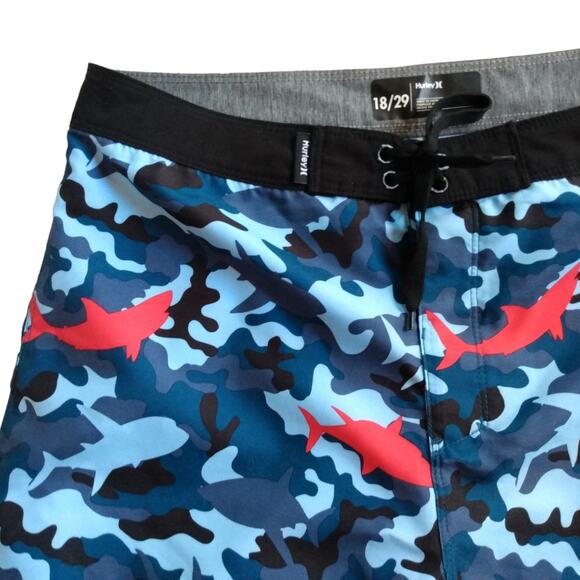 Hurley Men’s Shark Camo Board Shorts Size 18/29 Blue Swim Trunks Surf Beach - Picture 2 of 10